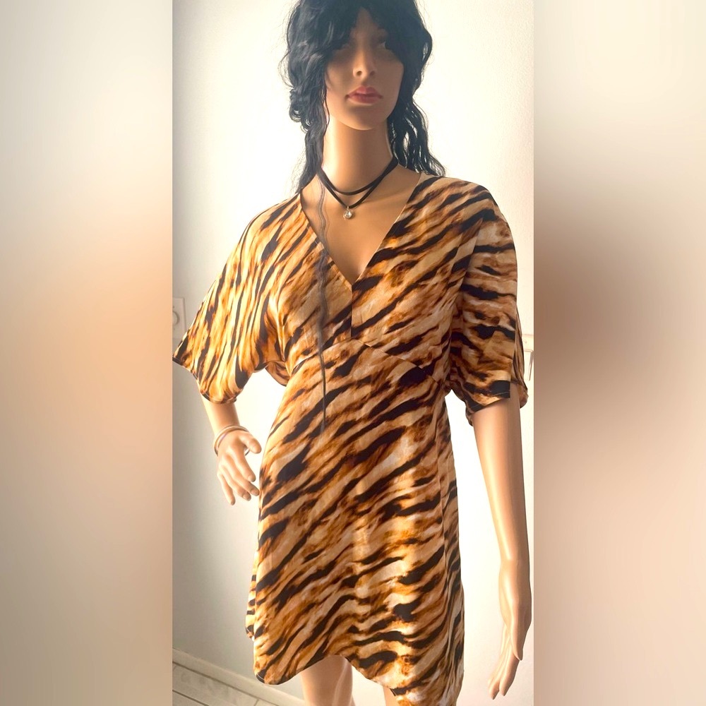 Leith Tiger Print Brown and Black Dress. Worn once, loose, pull up, no zipper.